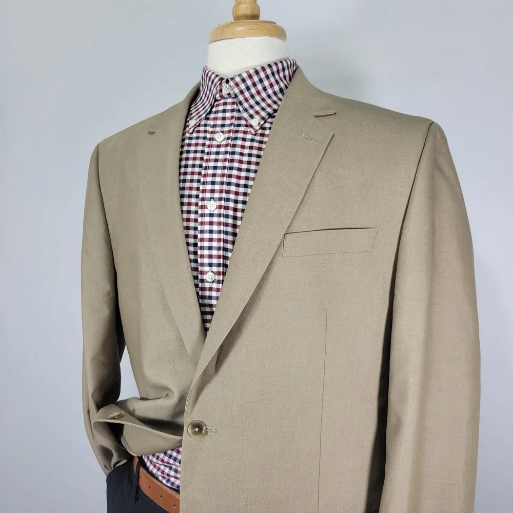 Andrew Fezza‎ Men's Sport Coat Blazer Two Button Beige Polyester Blend Size 44L